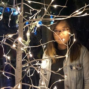 Meet your Posher, Emily